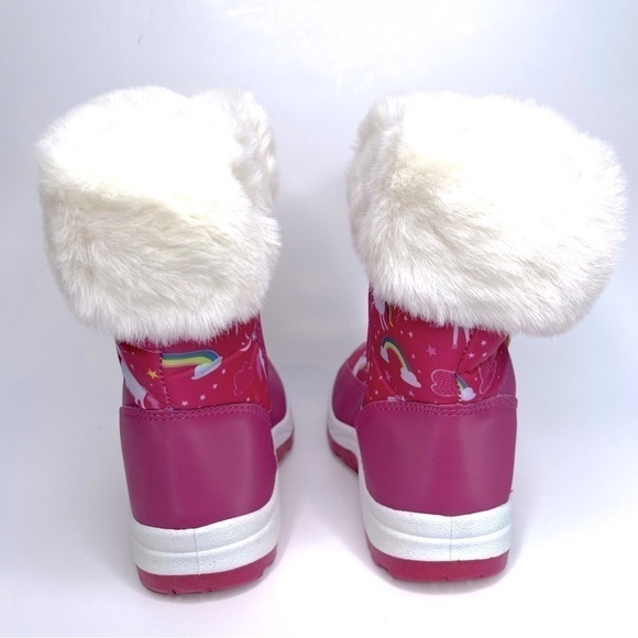 𝅺NEW Adorababy Pink Unicorn Faux Fur Snowflake Strap Boots US 9 Toddler - Picture 2 of 6